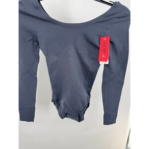 Spanx Womens Tummy Slimming Scoop Neck Bodysuit Long Sleeve Size S/P Gray NWT